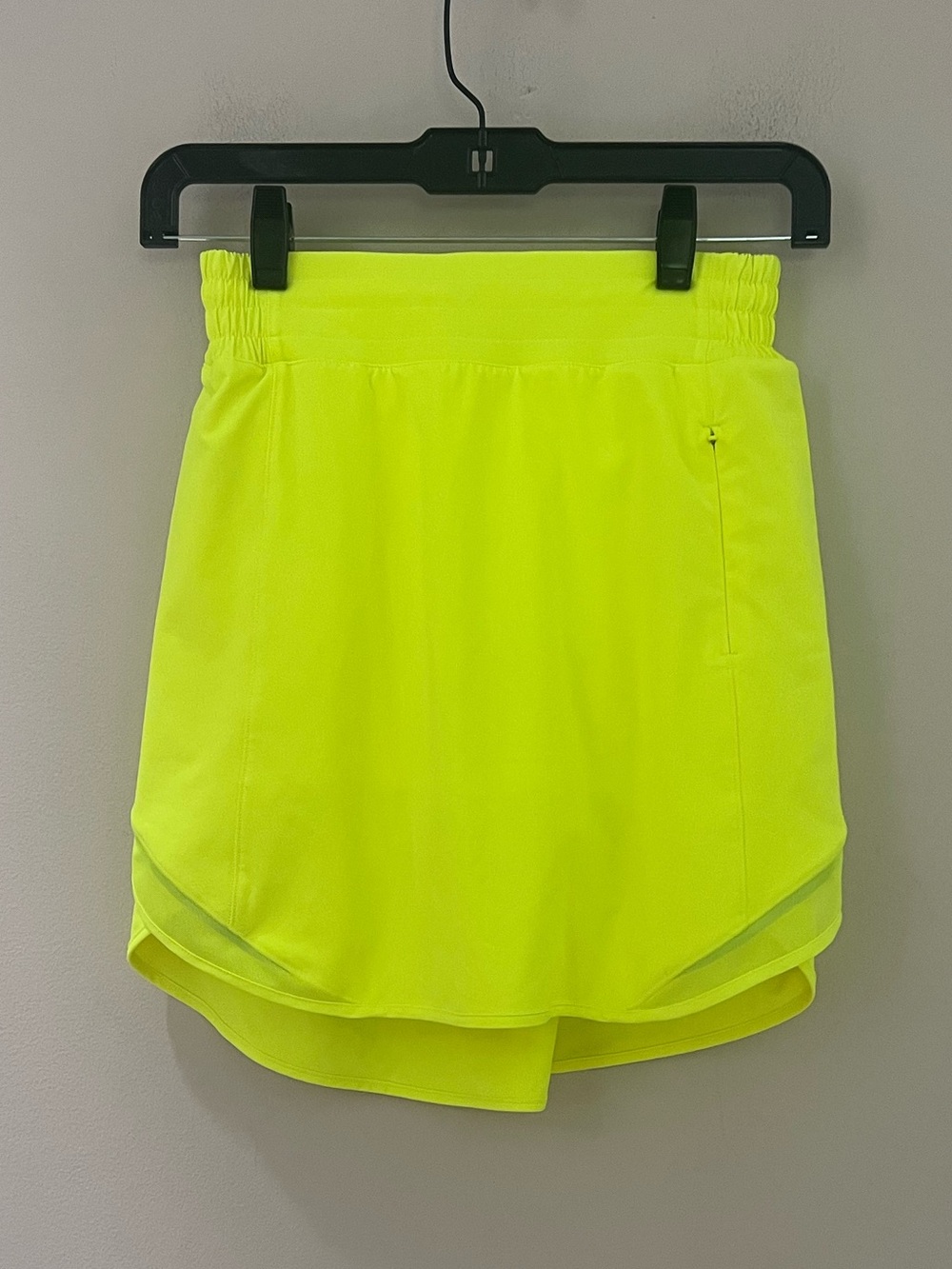 lululemon athletica Neon Yellow Active Skort - Picture 5 of 16